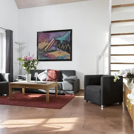Apartment Schwalbennest Für Bis Zu 6 Personen Mit Kaminofen, Whirlpool Und Sauna - Haustiere Herzlich Willkommen, Nah Am Hafen Greetsiel