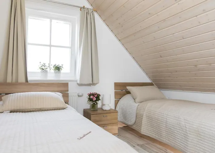 Appartement Schwalbennest Fuer Bis Zu 6 Personen Mit Kaminofen, Whirlpool Und Sauna - Haustiere Herzlich Willkommen, Nah Am Hafen