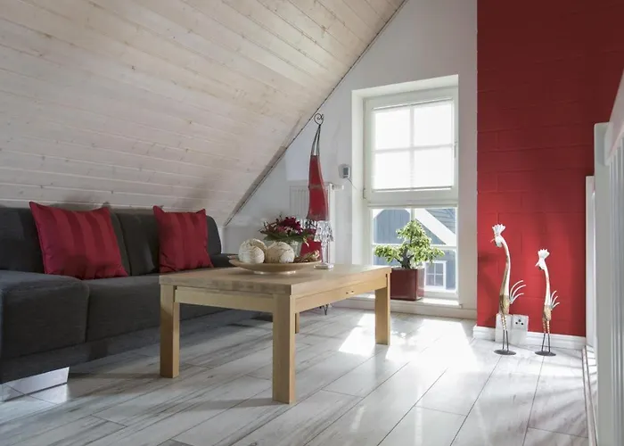Schwalbennest Fuer Bis Zu 6 Personen Mit Kaminofen, Whirlpool Und Sauna - Haustiere Herzlich Willkommen, Nah Am Hafen Appartement Greetsiel